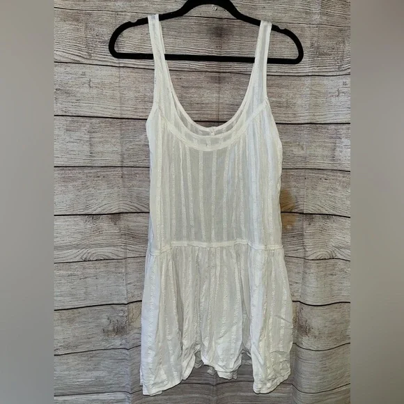 🤎3/$10 Ecote Cream Sleeveless Tunic Top Size Medium - Picture 2 of 4